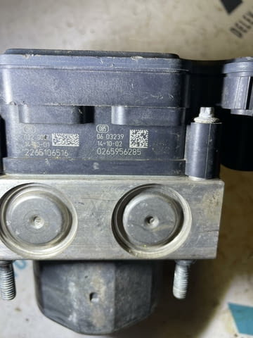 476601348R ABS помпа от Renault KANGOO Рено Канго 1.5dci 2015 - снимка 3