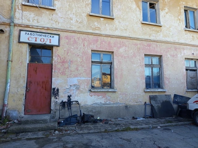 Отдава се под наем складво помещение - град Самоков | Складове - снимка 3