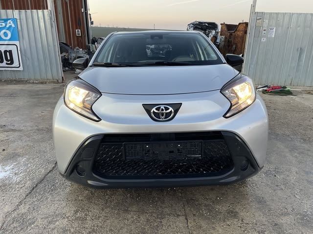 Toyota Aygo X 1.0 VVT-i KGB70 двигател 1KR-FE, 72 кс., 5ск., 3700 км., 2023 г., euro 6D, Тойота Айго - снимка 3