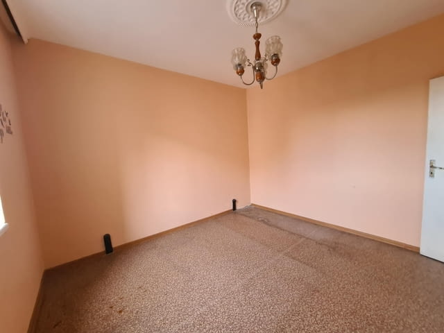 ТРИСТАЕН АПАРТАМЕНТ в кв. Бадема, град Хасково 3-стаен, 81 м2, Панел - град Хасково | Апартаменти - снимка 5