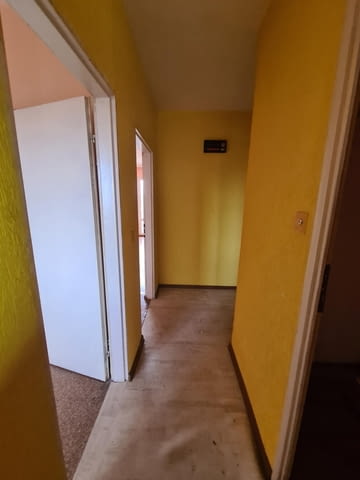 ТРИСТАЕН АПАРТАМЕНТ в кв. Бадема, град Хасково 3-стаен, 81 м2, Панел - град Хасково | Апартаменти - снимка 11