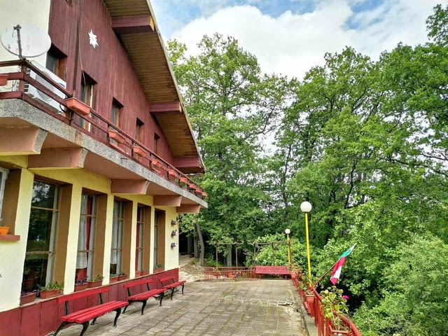 Релакс сред природата на хижа Божурица - град Видин | Селски Туризъм - снимка 1