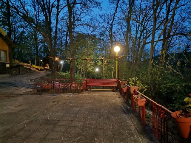 Релакс сред природата на хижа Божурица - град Видин | Селски Туризъм - снимка 4