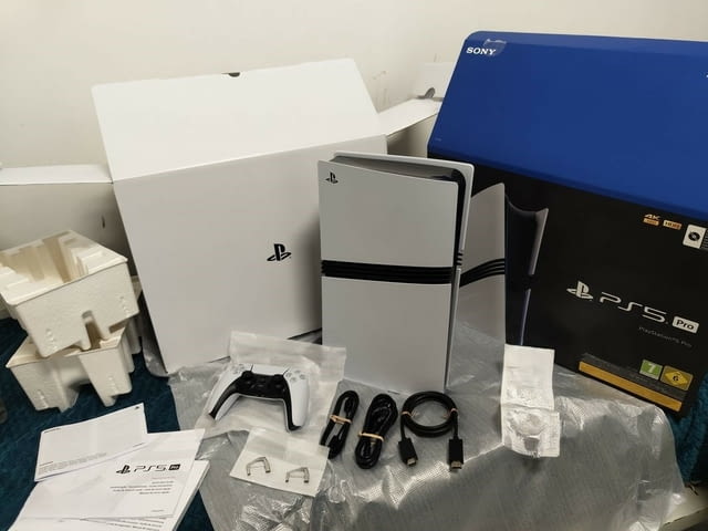 Sony PlayStation PS5 Pro Console, Sony PS5 Slim, Sony PS5 Pro 30th Anniversary Limited Edition - снимка 2