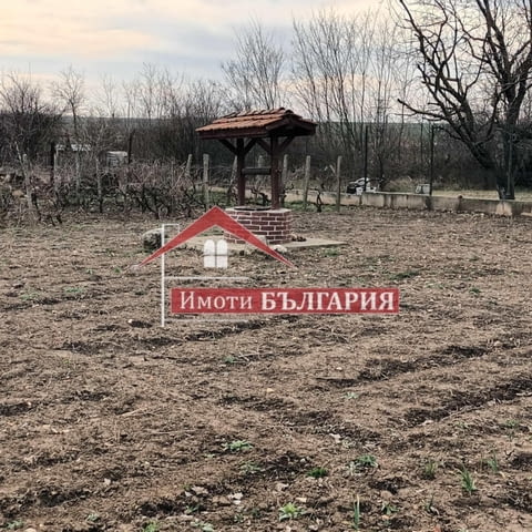 Къща на един етаж в с.Стожер, обл.Добрич 1-етажна, Тухла, 100 м2 - село Стожер | Къщи / Вили - снимка 12