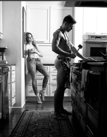 Покорен В хотел, На мой терен, На твой терен, Атлетично, Черна - град Варна | Мъж търси Жена - снимка 10