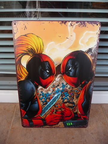 Метална табела филм Дедпул комикс Марвъл мечове забавен екшън - снимка 1