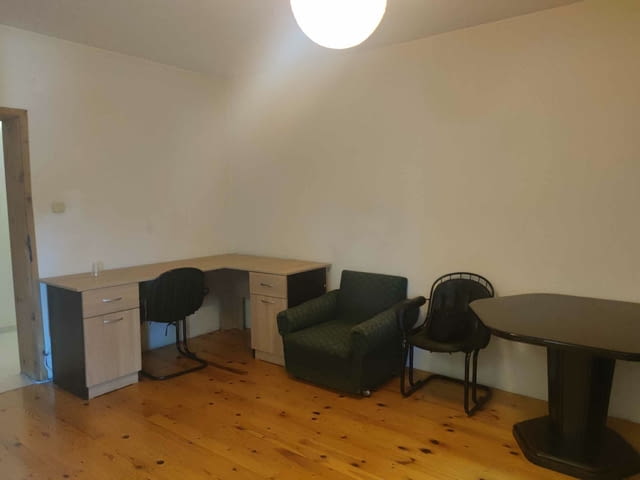 Продава се четиристаен апартамент в Центъра 4-стаен, 120 м2, Тухла - град Пловдив | Апартаменти - снимка 7