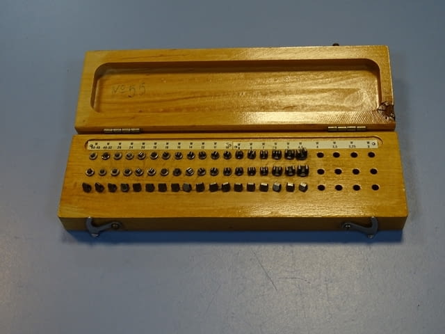 Комплект накрайници за резбомер VEB Suhl W4.5-W48/60, град Пловдив | Инструменти - снимка 1