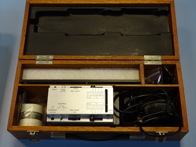 Грапавомер TAYLOR-HOBSON surtronic 3 parameter surgraphic recorder - снимка 11