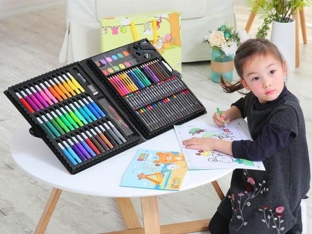 Комплект за рисуване от 150 части - град Банкя | Други - снимка 2