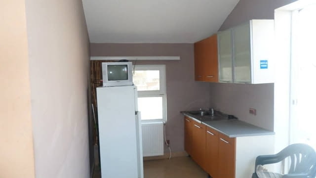 Квартири - село Горни Лозен | Квартири / Нощувки - снимка 8