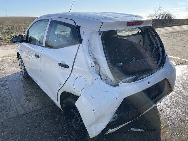 Toyota Aygo 1.0 VVTI, двигател 1KR-FE, 2022, 72 кс., 5 ск., 27 000 km., euro 6D, Тойота Айго 1.0 VVT - снимка 6