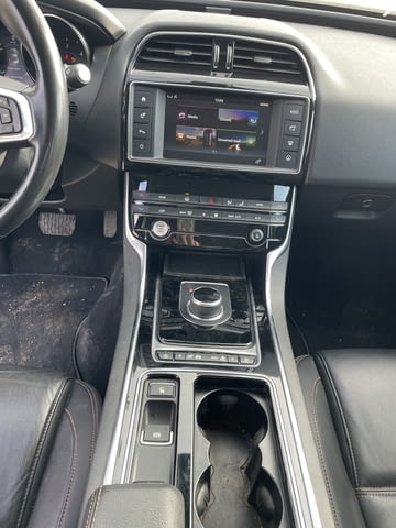 Jaguar XE 2.0 двигател 204DTD 180 кс., AWD автоматик, 67000 км., 2019г., euro 6B, Ягуар ХЕ 2.0 Engin - снимка 7