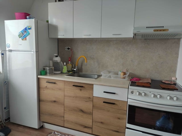 Давам под наем двустаен луксозен апартамент в Кючук Париж, city of Plovdiv - снимка 8