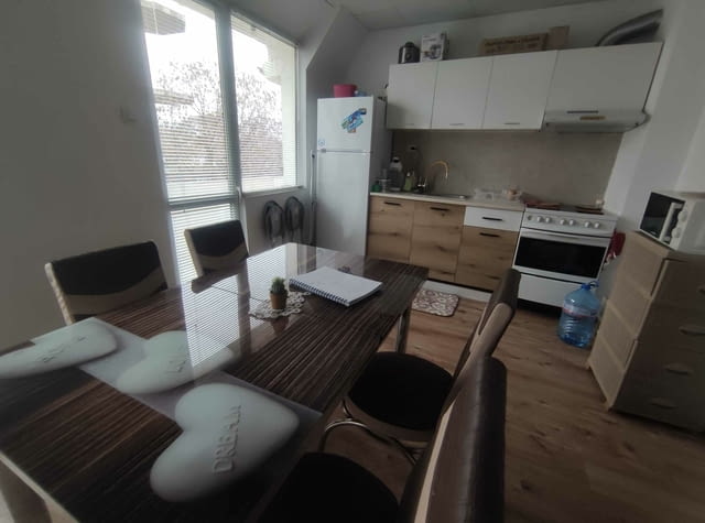 Давам под наем двустаен луксозен апартамент в Кючук Париж, city of Plovdiv - снимка 10