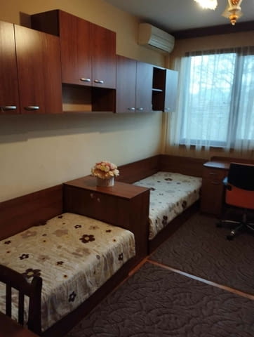 Давам под наем 4-стаен апартамент в Мараша 115 м2, Тухла, С паркинг - град Пловдив | Апартаменти - снимка 1