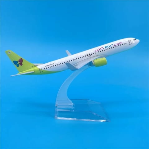 Бойнг 737 самолет модел макет Jin Air метален нискотавифна авиокомпания полетите летище - снимка 6