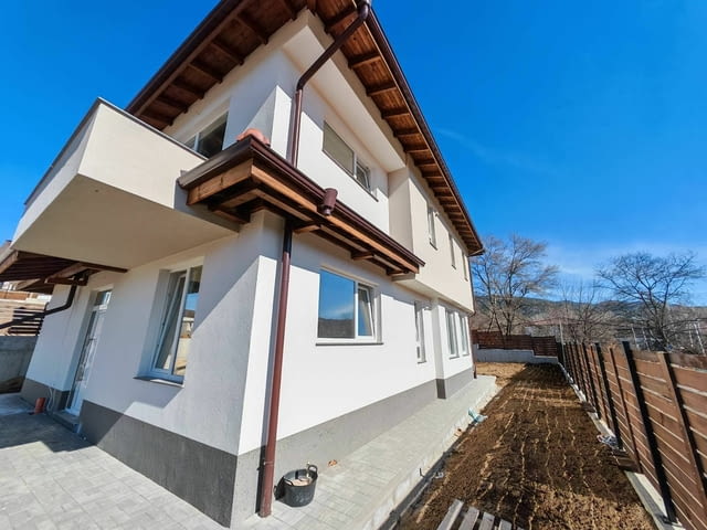 Продавам Нова Къща 2-floor, Brick, 216 m2 - village Rudartsi | Houses & Villas - снимка 10