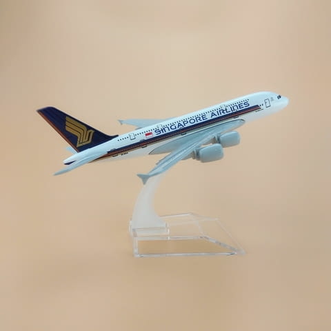 Еърбъс 380 самолет модел макет Singapore Airlines метален A380 пътнически летище - снимка 4