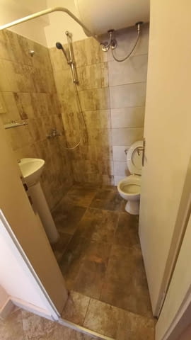 Давам под наем двустаен апартамент на Центъра 2-стаен, 70 м2, Тухла - град Пловдив | Апартаменти - снимка 12