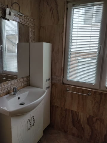 Давам под наем двустаен апартамент на Центъра 2-стаен, 70 м2, Тухла - град Пловдив | Апартаменти - снимка 4