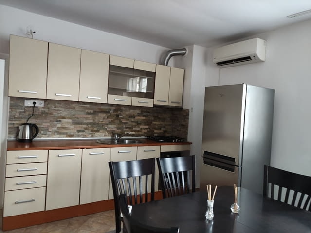 Давам под наем двустаен апартамент на Центъра 2-стаен, 70 м2, Тухла - град Пловдив | Апартаменти - снимка 10