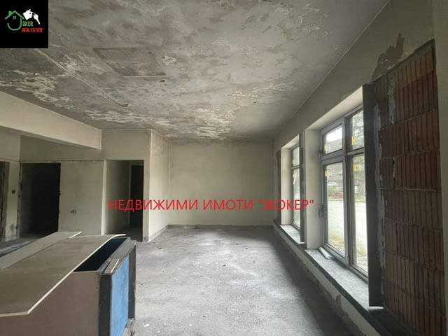 Две къщи в село Войнежа 2-етажна, Тухла, 290 м2 - село Войнежа | Къщи / Вили - снимка 5