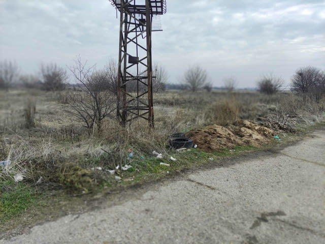 Продавам парцел в с.Скутаре в област Пловдив 14600 м2, За жил.строителство, За пром.строителство - град Пловдив | Парцели / Земя - снимка 2