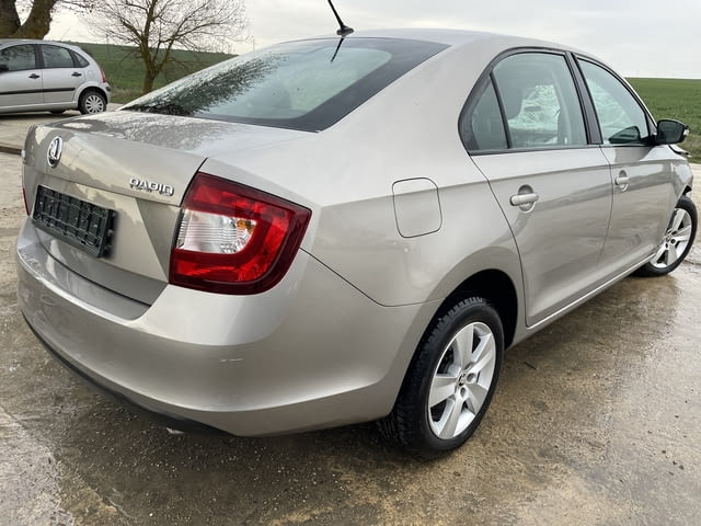 Skoda Rapid 1.0 TSI, двигател CHZB, 95 кс., 5ск., 2018 г., 142 000 km, euro 6B, Шкода Рапид 1.0 ТСИ, - снимка 4