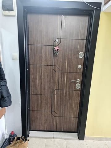 Ремонт на врати от майстор Друг, Гаранция - Да - град Нови Искър | Ремонти - снимка 1