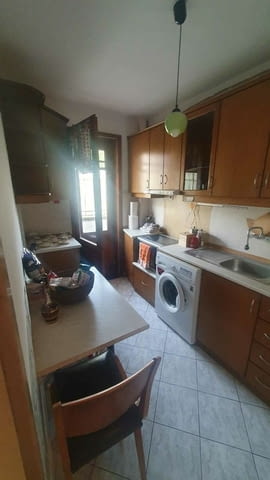 Давам под наем двустаен апартамент в Кършияка 2-стаен, 65 м2, Тухла - град Пловдив | Апартаменти - снимка 4