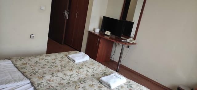 Пролетна ваканция в БАНСКО в хотел „ХОЛИДЕЙ ГРУП“ *** ОФЕРТА Баба и внуче в Банско през април месец - снимка 4