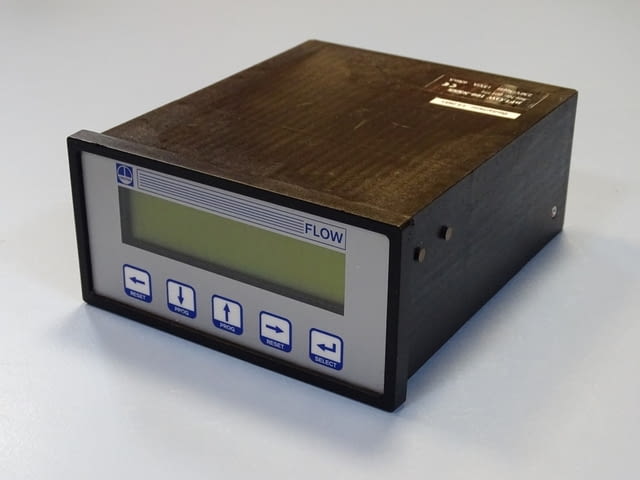 Операторски панел Gestra Flow 100-SSSS operator panel 230V/50Hz - снимка 2