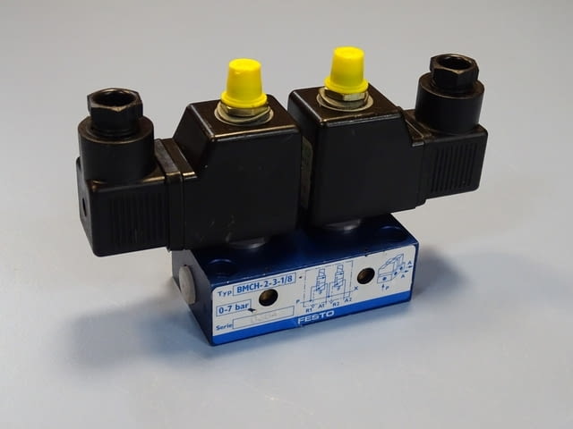 Пневматичен вентил Festo BMCH-2-3-1/8 Solenoid Valve 0-7Bar 24VDC - снимка 1