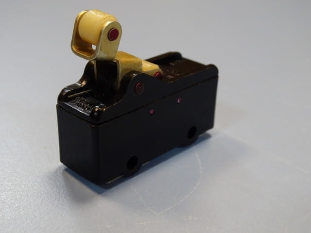 Микро-изключвател МП1107 USSR Micro Limit Switch 10A 660VAC/440VDC - снимка 6
