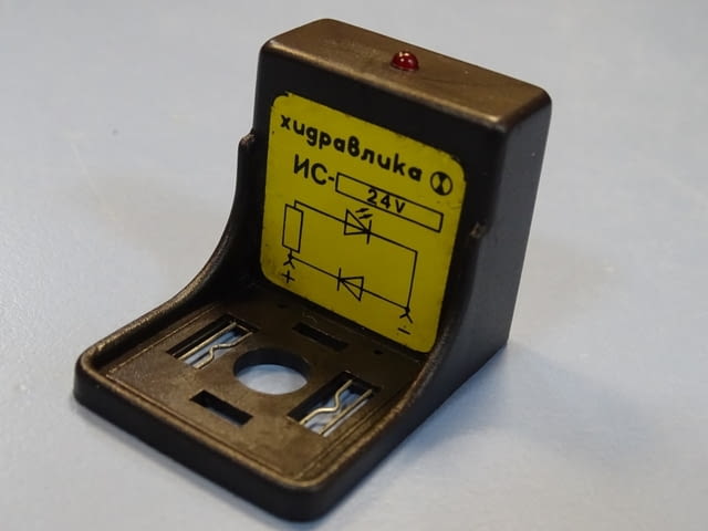 Щекер със светодиод за ел. бобина ИС-24VDC ”Хидравлика”, city of Plovdiv | Industrial Equipment - снимка 6