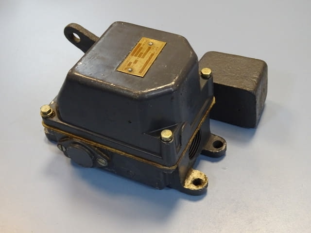 Краен изключвател с противовес за кран, телфер, хаспел USSR КУ-703 Limit Switch 10A 380V - снимка 5