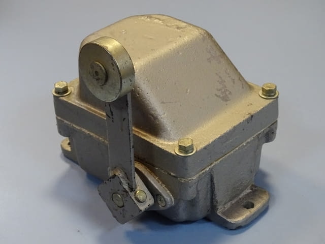 Краен изключвател за кран КУ-501 Limit Switch 10A 500V, city of Plovdiv | Industrial Equipment - снимка 2