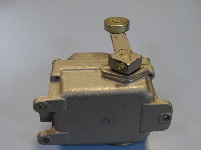 Краен изключвател за кран КУ-501 Limit Switch 10A 500V, city of Plovdiv | Industrial Equipment - снимка 5