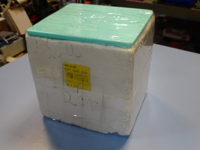 Контактор Klockner-Moeller DIL 8-22 universal contactor 300A 220V - снимка 12