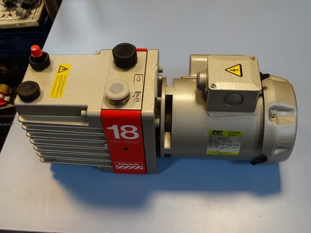 Вакуум помпа Edwards E1M-18 Rotary Vacuum Pump 220V 18 m3/h, град Пловдив - снимка 5