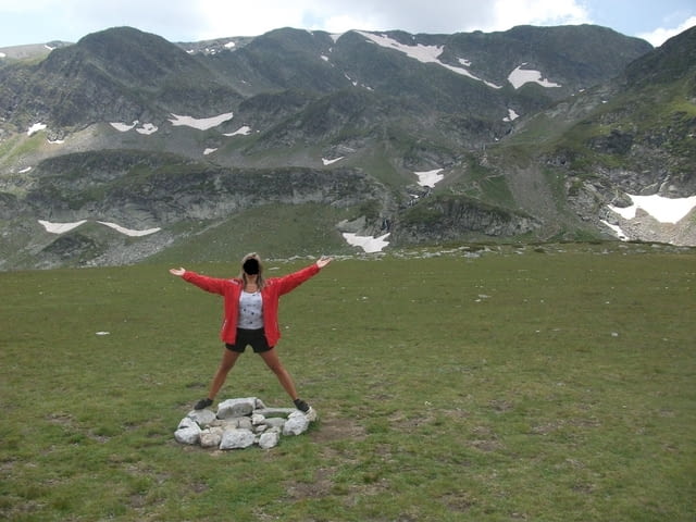 Здравей, свят! В хотел, На твой терен, Атлетично, Изрусена - град София | Неангажиращи Връзки - снимка 2