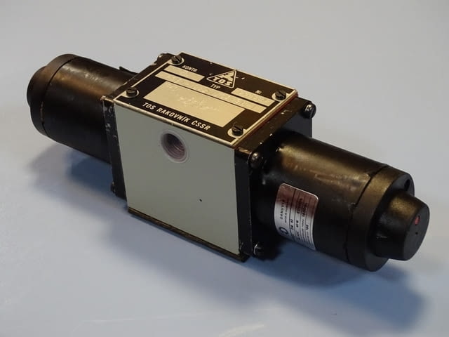 Хидравличен разпределител TOS RSE1-103.З11/024BC-1 24VDC solenoid hidraulic valve - снимка 2
