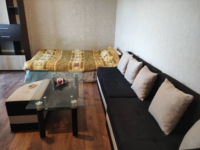 Давам под наем обзаведена боксониера 1-стаен, 40 м2, Панел - град Пловдив | Апартаменти - снимка 1