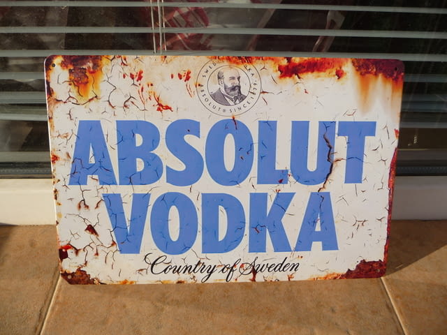 Метална табела Vodka Absolut Sweden водка Абсолют ръждив ефект алкохол - снимка 1
