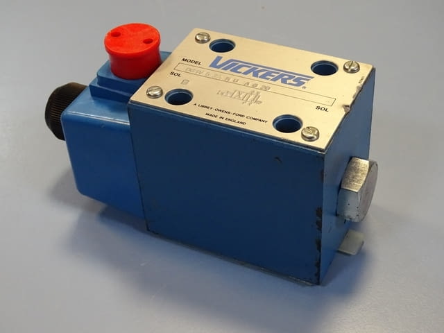 Хидравличен разпределител Vickers DG4V52AMUA620 Solenoid Control Valve 110V 315Bar - снимка 6
