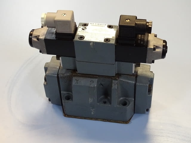 Хидравличен разпределител Rexroth 4 WEH 16 G 30/6AG 24 NETSZ4 250Bar 24VDC - снимка 9