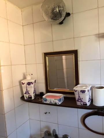 Давам под наем етаж втори от еднофамилна триетажна кооперация състоящ се от три стаи-в Кичук Париж. - снимка 11