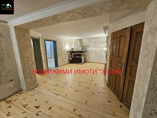 Двуетажна къща в гр. Велико Търново, city of Veliko Tarnovo | Houses & Villas - снимка 6